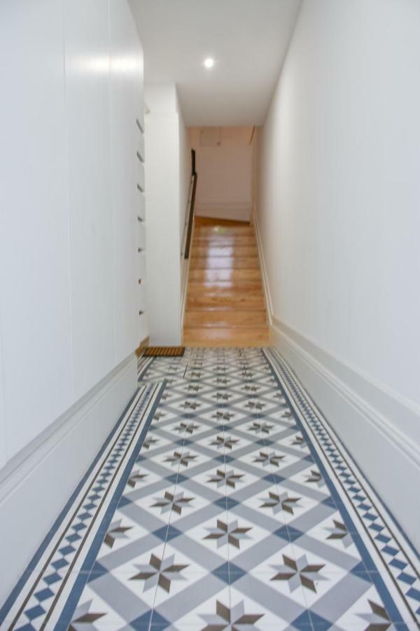 Peaceful & Cozy Studio W/ Balcony Porto Luaran gambar