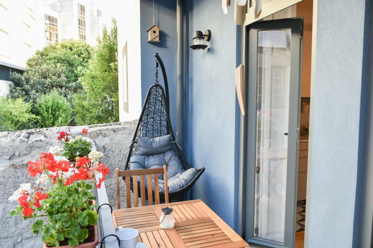 Peaceful & Cozy Studio W/ Balcony Porto Luaran gambar